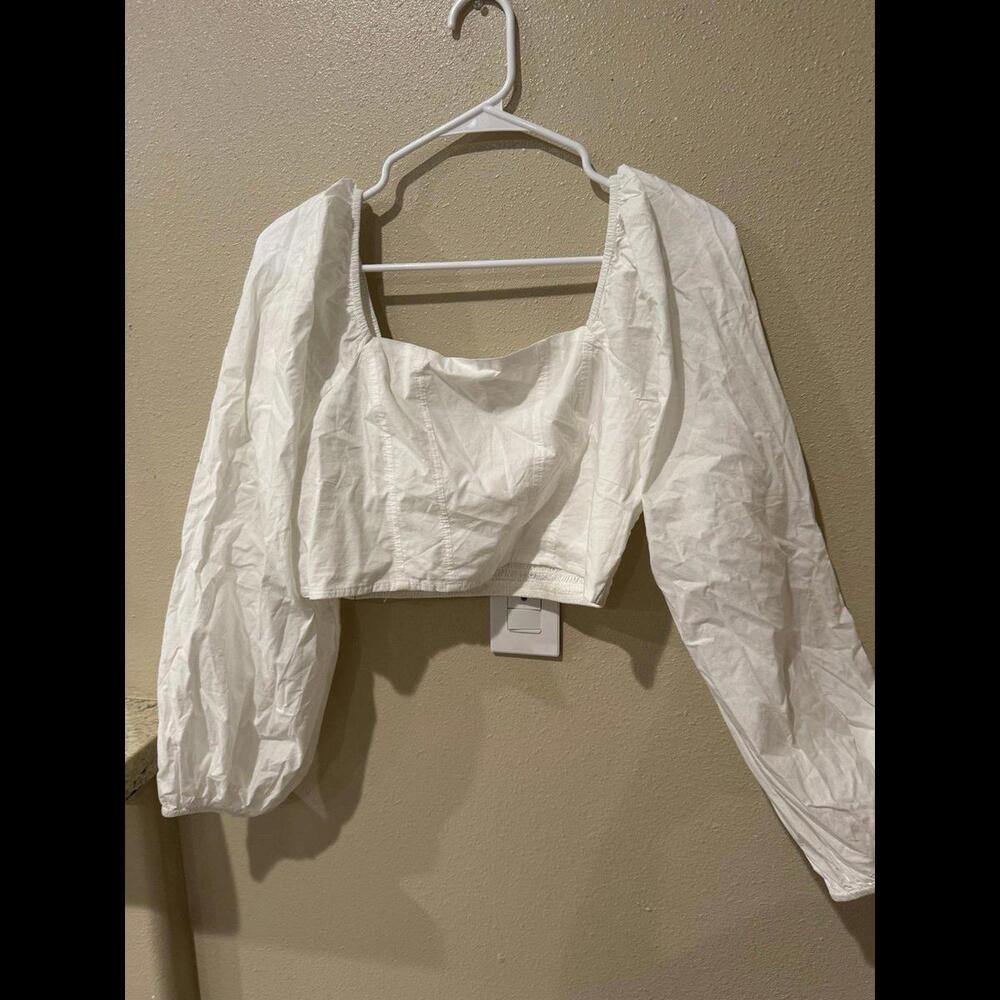 American Eagle White Blouse size Medium